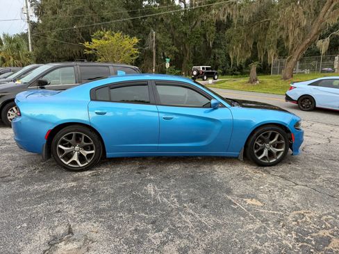 Used 2016 Dodge Charger SXT w/ Rallye Group RWD image 4