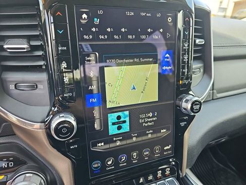 Used 2020 RAM 1500 Laramie AWD/4WD image 23
