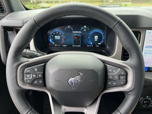 New 2026 Ford Bronco Outer Banks image 16