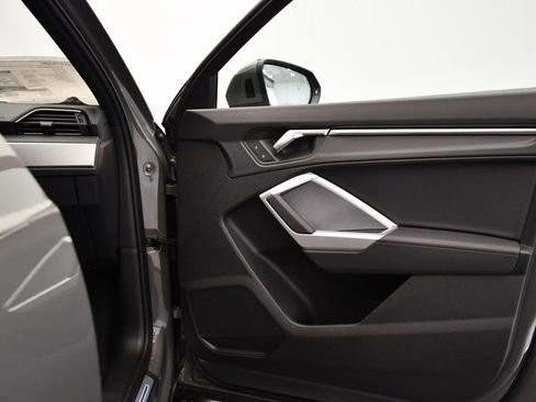 New 2025 Audi Q3 2.0T Premium image 44