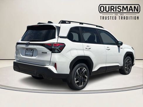 New 2026 Subaru Forester Premium AWD/4WD image 3