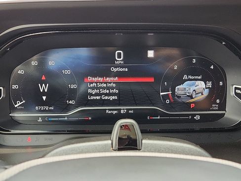 Used 2023 GMC Yukon Denali Ultimate AWD/4WD image 11