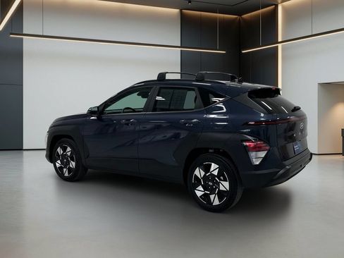Certified 2025 Hyundai Kona SEL FWD image 3
