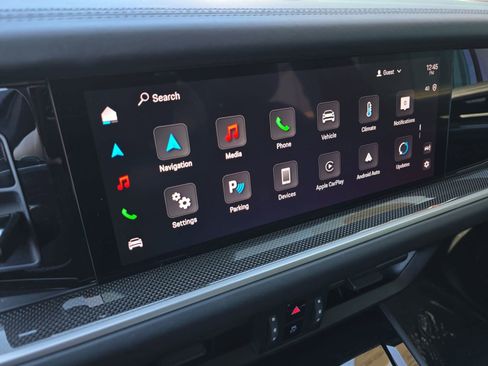 Certified 2024 Porsche Cayenne S image 17