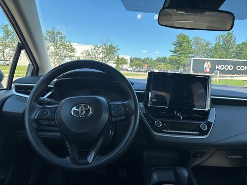 Used 2024 Toyota Corolla LE FWD image 13