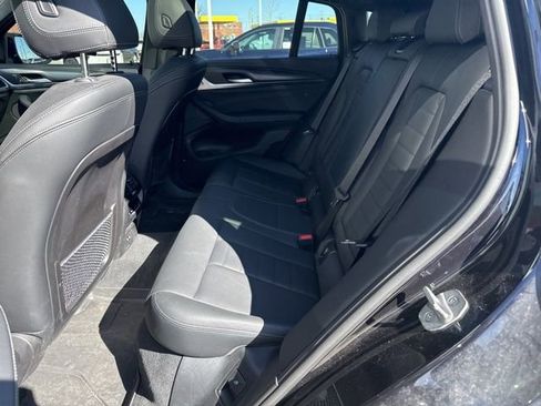 Certified 2023 BMW X4 M40i image 8