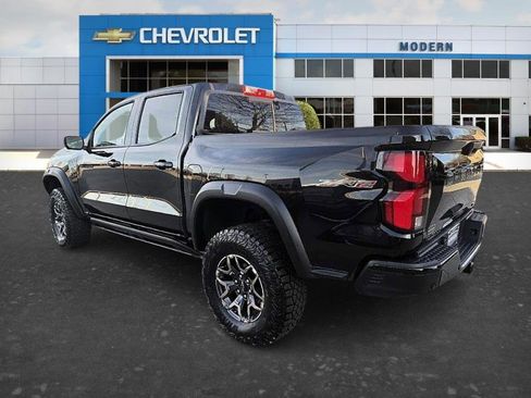Used 2024 Chevrolet Colorado ZR2 w/ Technology Package image 6