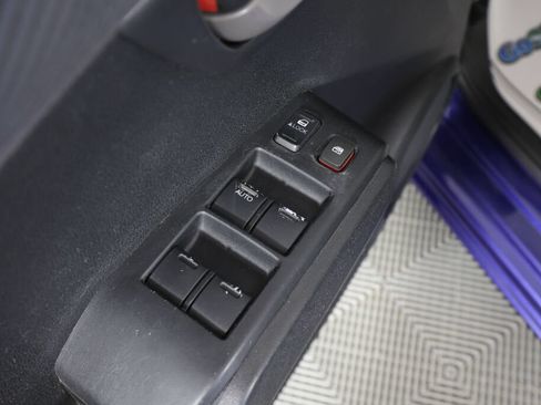 Used 2011 Honda Fit image 32