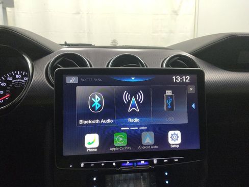 Used 2017 Ford Mustang Coupe image 25