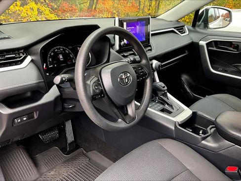 Certified 2025 Toyota RAV4 LE image 15