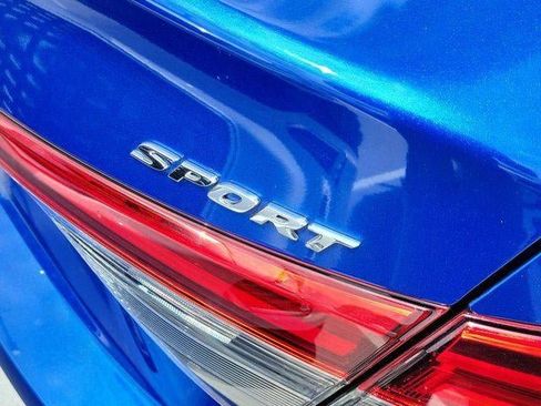 Used 2024 Honda Civic Sport image 6