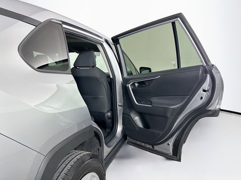 Used 2024 Toyota RAV4 LE image 27