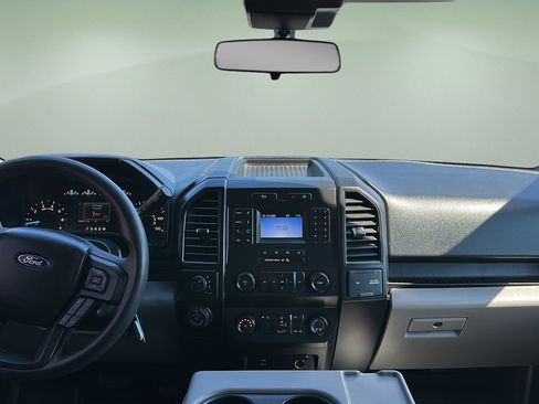 Used 2019 Ford F150 XL w/ Equipment Group 101A Mid AWD/4WD image 9