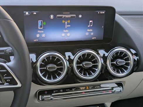 Certified 2026 Mercedes-Benz GLA 250 image 14