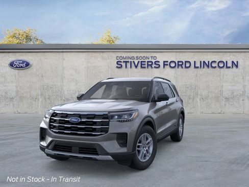 New 2026 Ford Explorer Active image 2