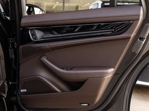 Certified 2026 Porsche Panamera 4 AWD/4WD image 37