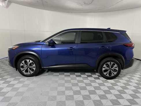 Used 2023 Nissan Rogue SV FWD image 5