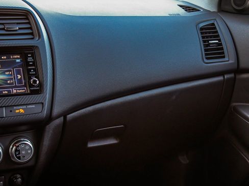 New 2025 Mitsubishi Outlander Sport ES image 18