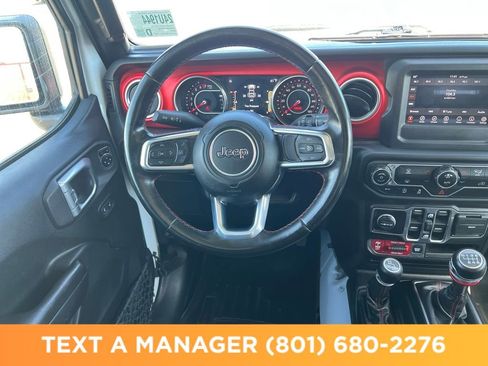 Used 2020 Jeep Wrangler Unlimited Rubicon w/ Dual Top Group AWD/4WD image 13