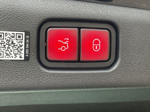 New 2026 Mercedes-Benz E 350 Sedan image 12