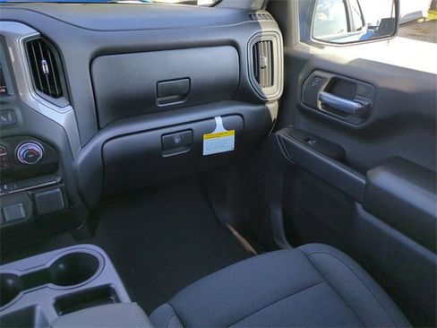 New 2026 Chevrolet Silverado 1500 Custom image 17