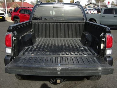 Certified 2021 Toyota Tacoma TRD Sport image 28