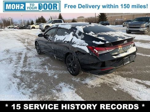 Used 2021 Hyundai Elantra SEL image 3