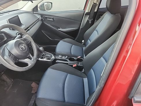Certified 2017 Toyota Yaris iA image 7