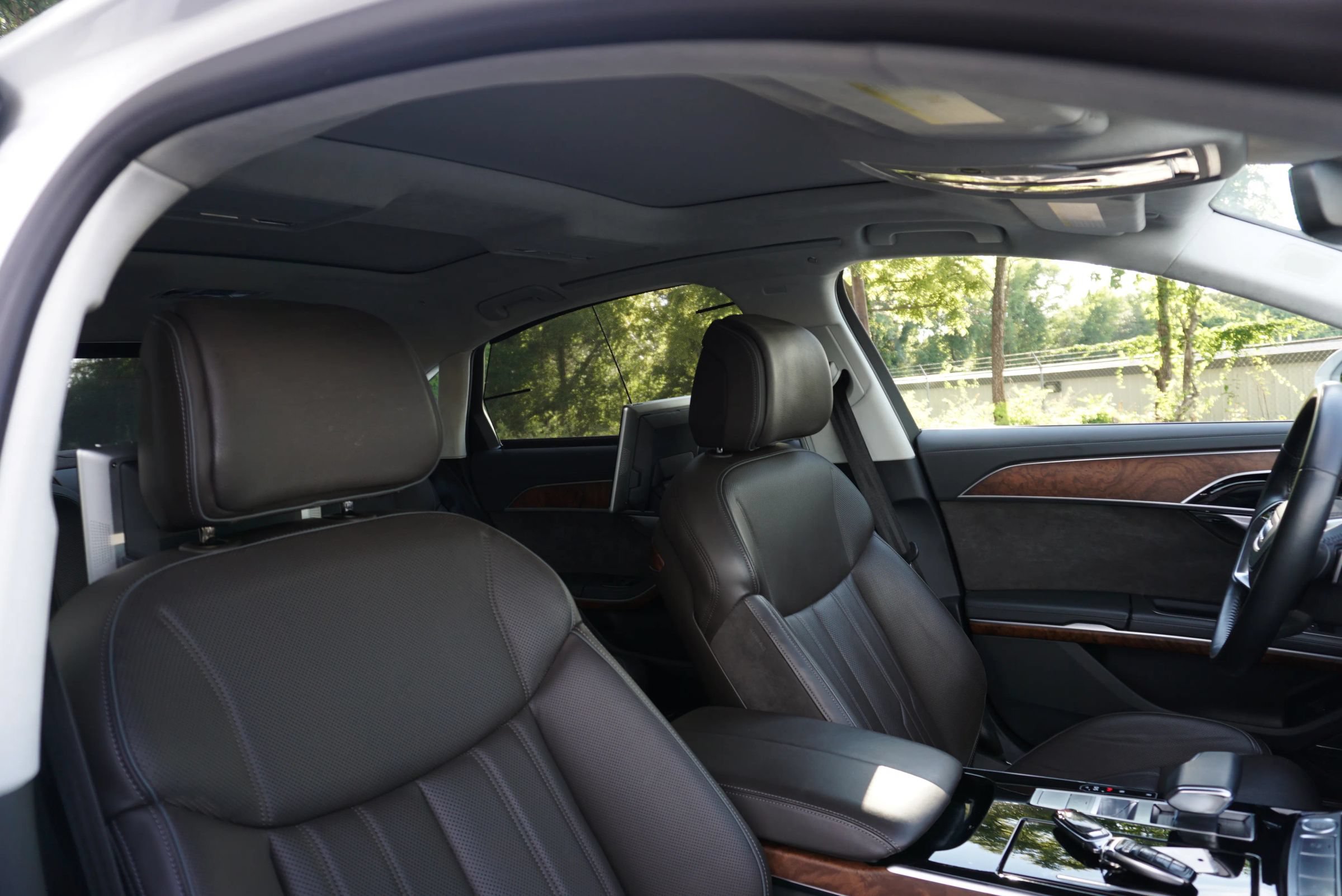 Used 2020 Audi A8 L 4.0T w/ Sport Plus Package AWD/4WD image 22