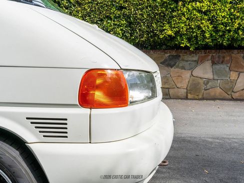 Used 2003 Volkswagen Eurovan MV image 76