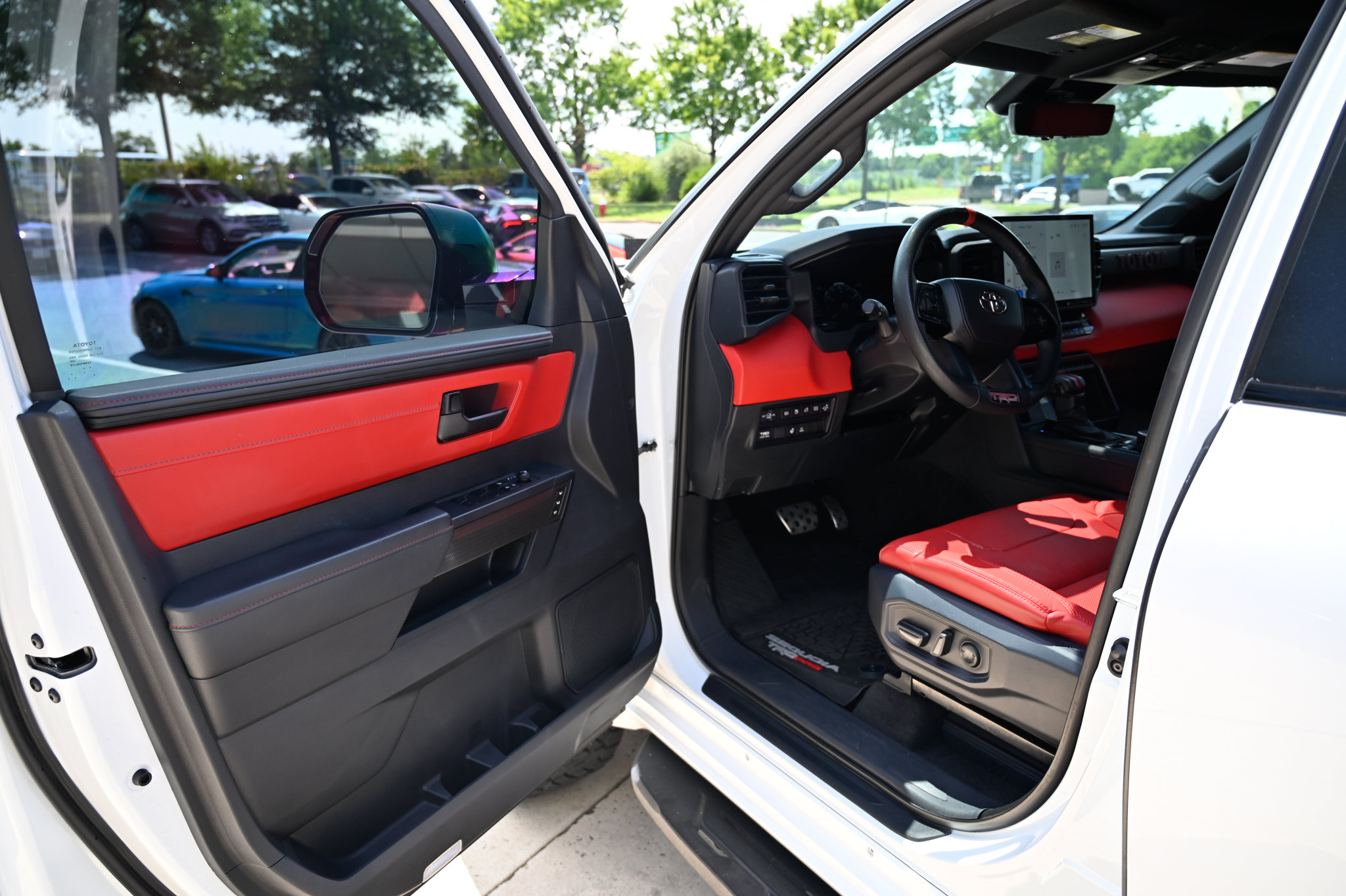 Used 2024 Toyota Sequoia TRD Pro AWD/4WD image 15
