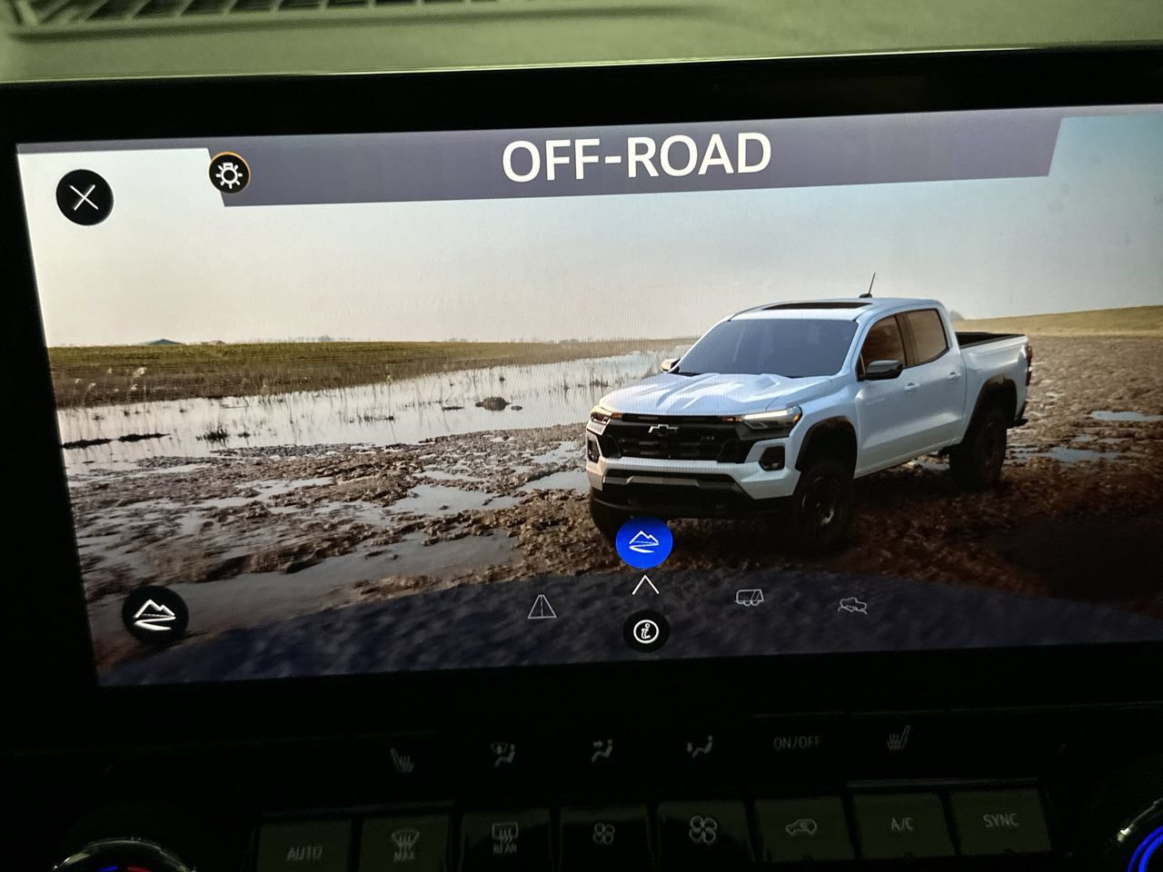 New 2026 Chevrolet Colorado Trail Boss AWD/4WD image 42