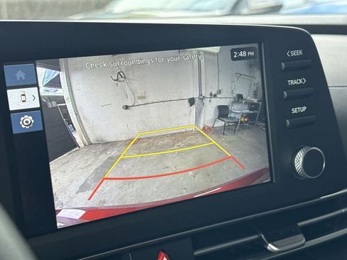 Used 2026 Hyundai Elantra SE FWD image 19