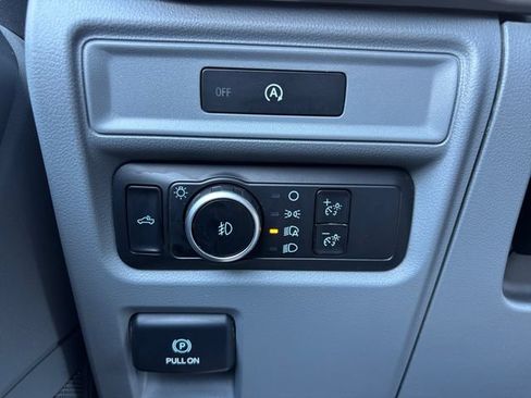Used 2025 Ford F150 XLT w/ Equipment Group 301A Standard AWD/4WD image 17