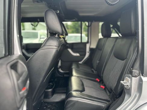 Used 2013 Jeep Wrangler Unlimited Sport AWD/4WD image 31