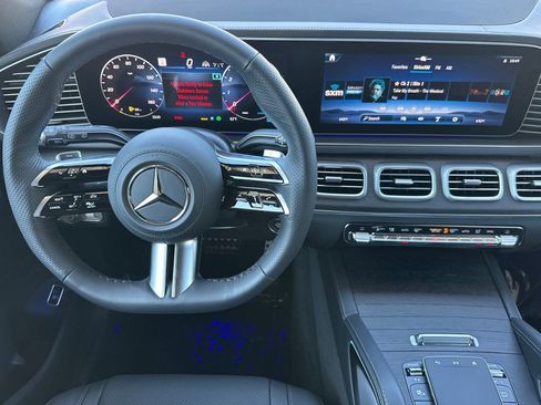 New 2025 Mercedes-Benz GLS 450 4MATIC image 56