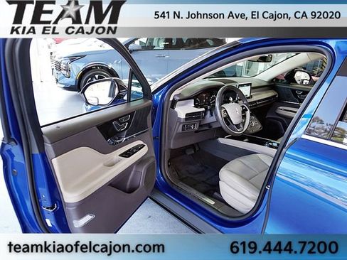 Used 2020 Lincoln Corsair FWD w/ Convenience Package image 40