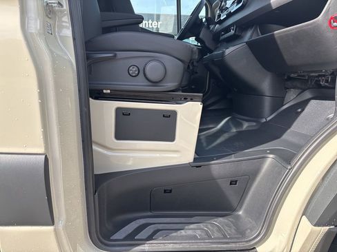 New 2026 Mercedes-Benz Sprinter 2500 image 22