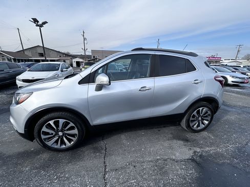 Used 2018 Buick Encore Essence image 4