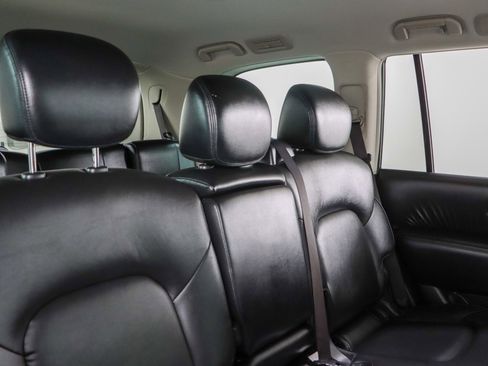 Used 2023 Nissan Armada SV RWD image 29