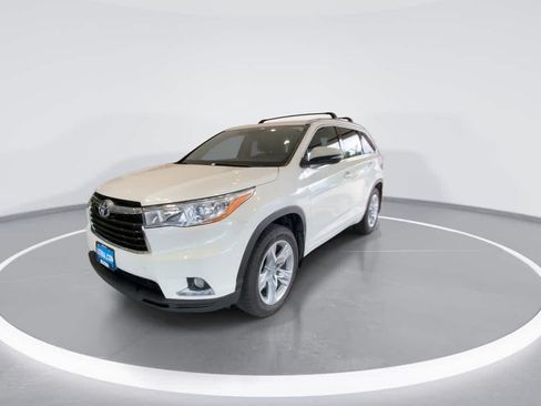 Used 2016 Toyota Highlander Limited AWD/4WD image 4