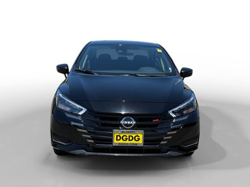Used 2024 Nissan Versa SR FWD image 8