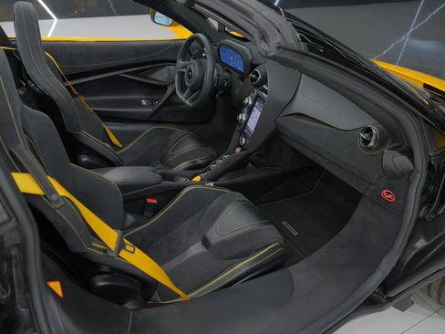 Used 2023 McLaren 720S Performance image 41