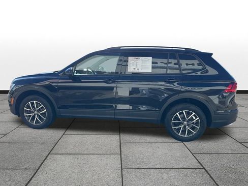 Used 2021 Volkswagen Tiguan S image 2