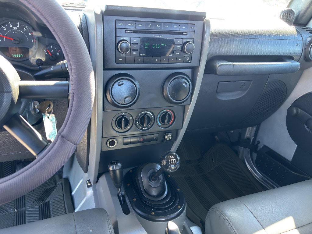 Used 2008 Jeep Wrangler X AWD/4WD image 13