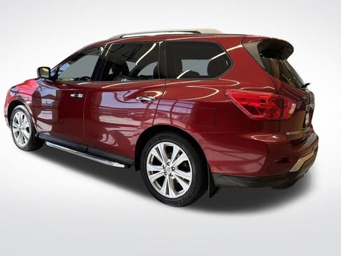 Used 2019 Nissan Pathfinder SL w/ SL Premium Package image 4