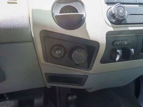 Used 2015 Ford F250 XLT AWD/4WD image 26