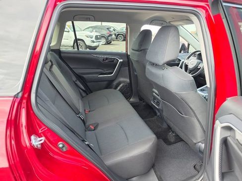 Used 2025 Toyota RAV4 LE AWD/4WD image 14