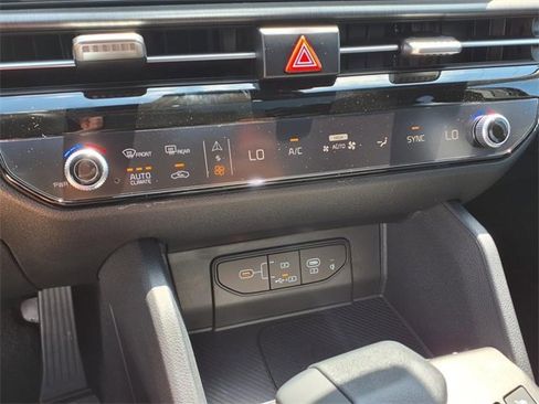 New 2026 Kia Sportage X-Line w/ X-Line Technology Package image 9