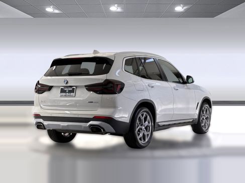 Used 2024 BMW X3 xDrive30i w/ Premium Package AWD/4WD image 9